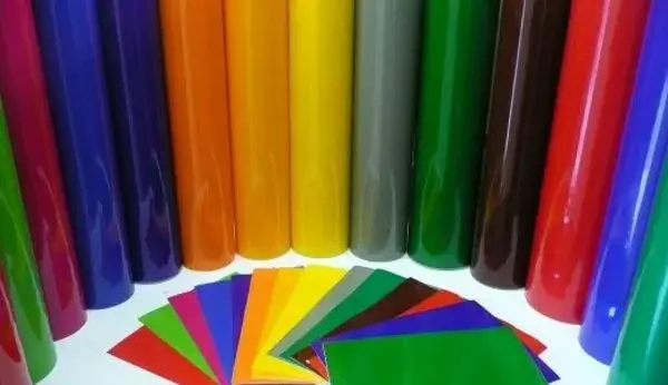 secenje pvc folije u boji kuter isecanje slova i oblika beograd grafika nsb